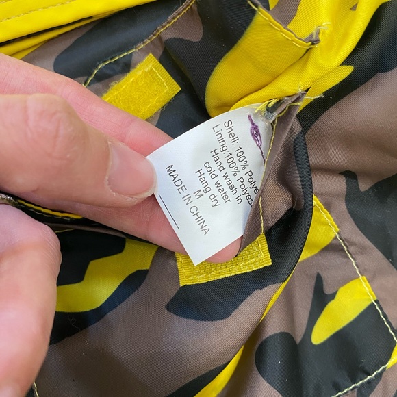 COPY - Reversible Doggie Raincoat - Picture 4 of 4